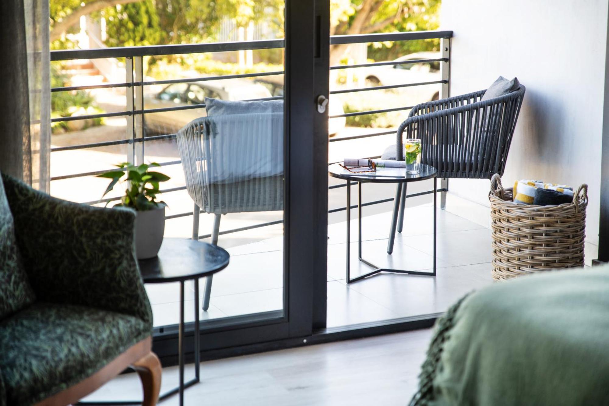 Appartamento One On High Plettenberg Bay Esterno foto