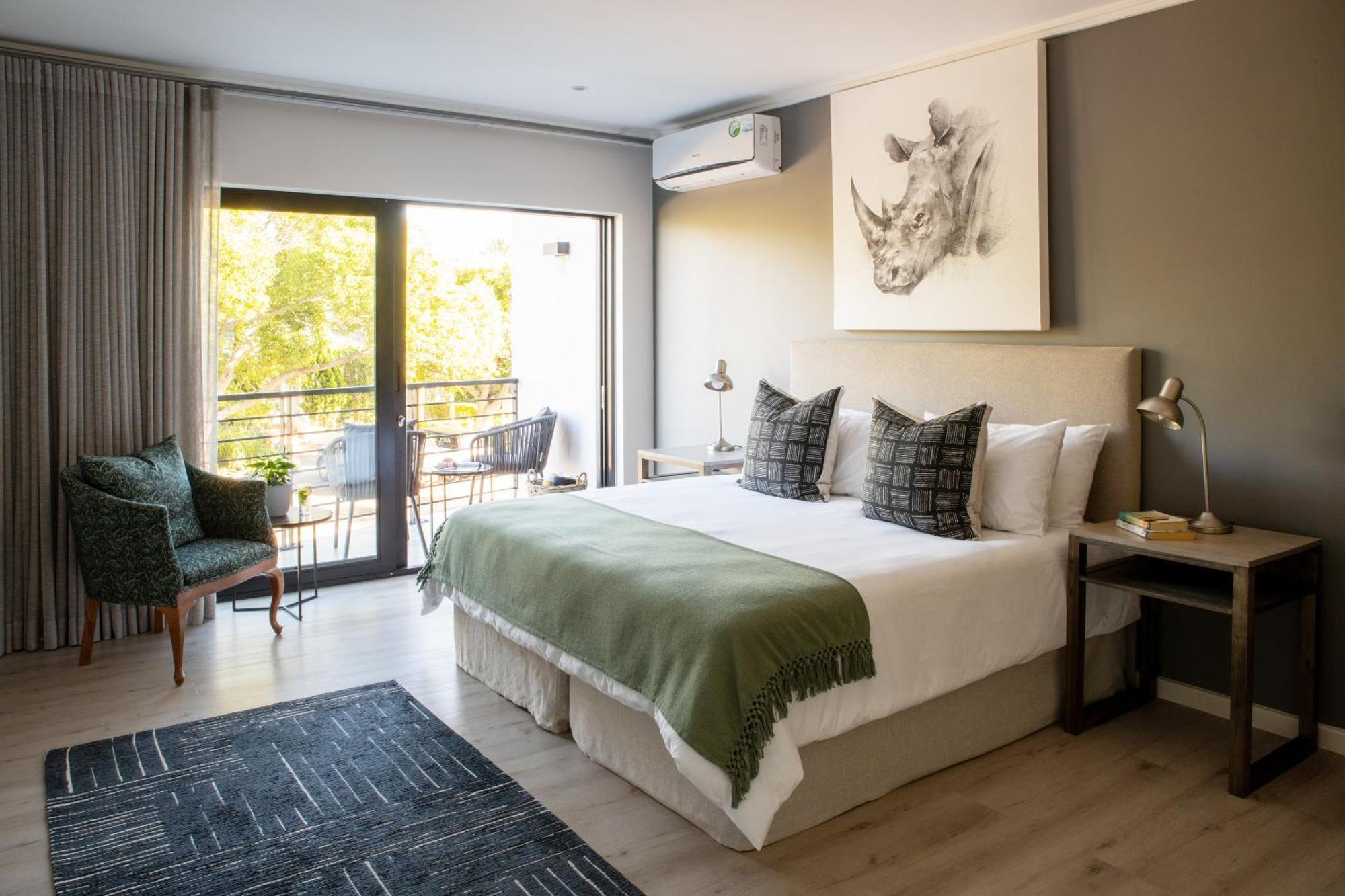 Appartamento One On High Plettenberg Bay Esterno foto