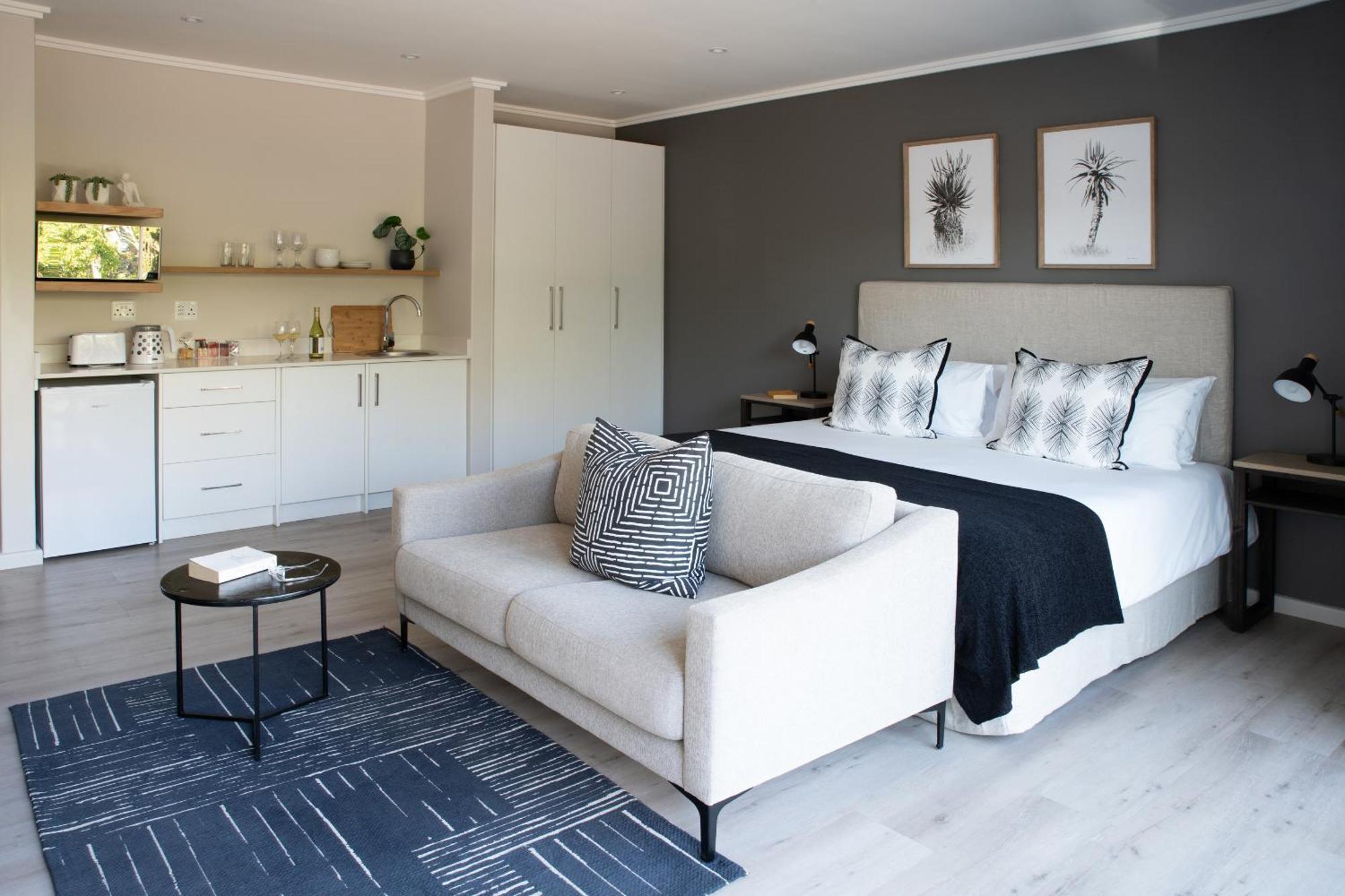 Appartamento One On High Plettenberg Bay Esterno foto