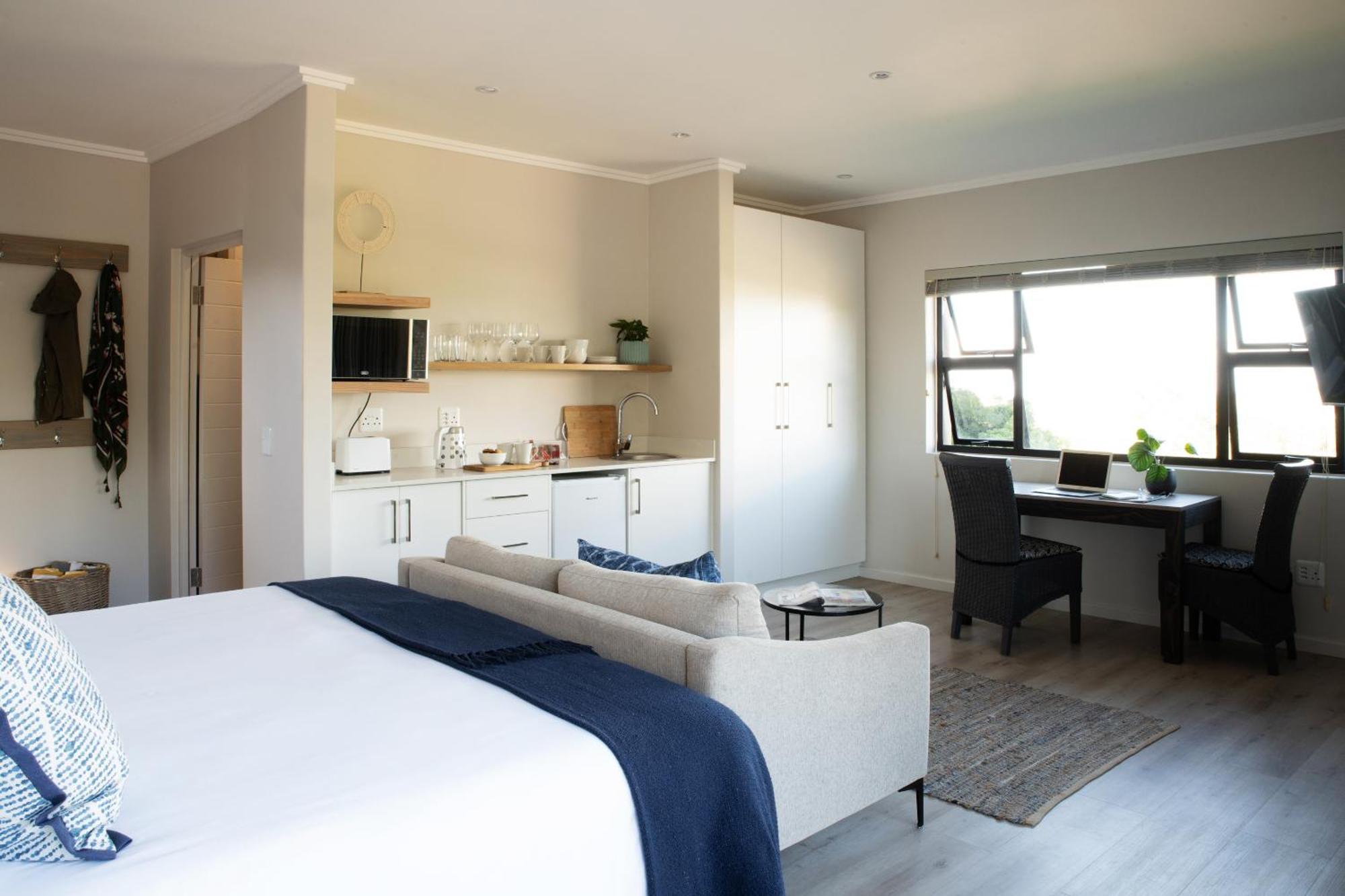 Appartamento One On High Plettenberg Bay Esterno foto